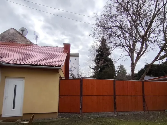 Eladó ház Baja 51 nm