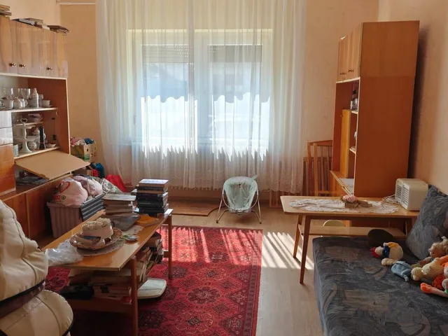Eladó ház Érsekcsanád 206 nm