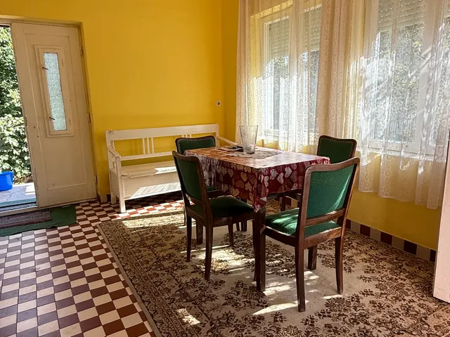Eladó ház Dámóc 100 nm