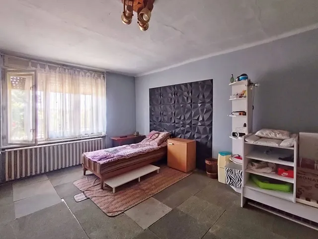 Eladó ház Kurd 125 nm