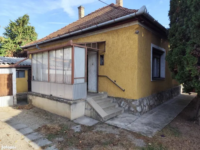 Eladó ház Dombóvár 75 nm