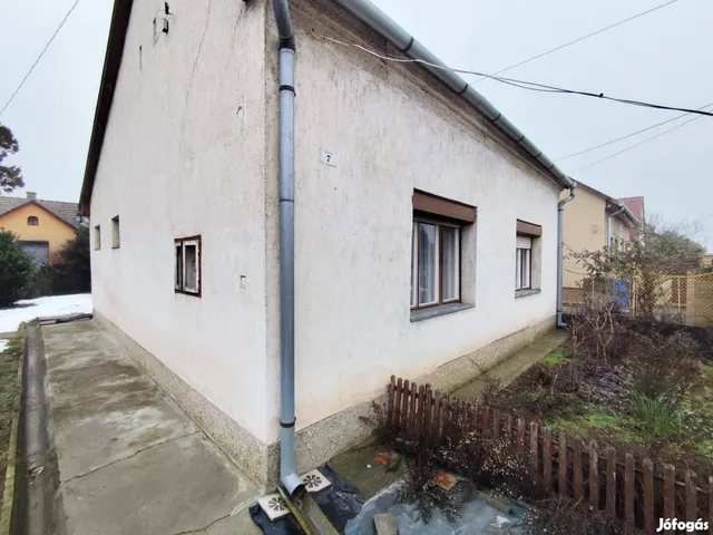 Eladó ház Dombóvár 80 nm