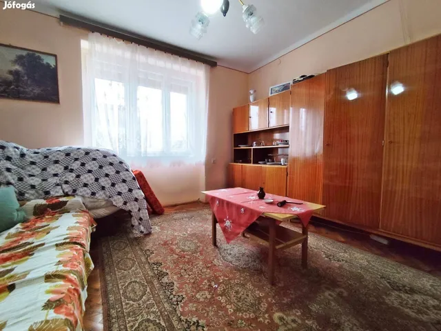 Eladó lakás Dombóvár 80 nm