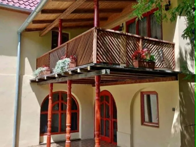 Eladó ház Hőgyész 115 nm