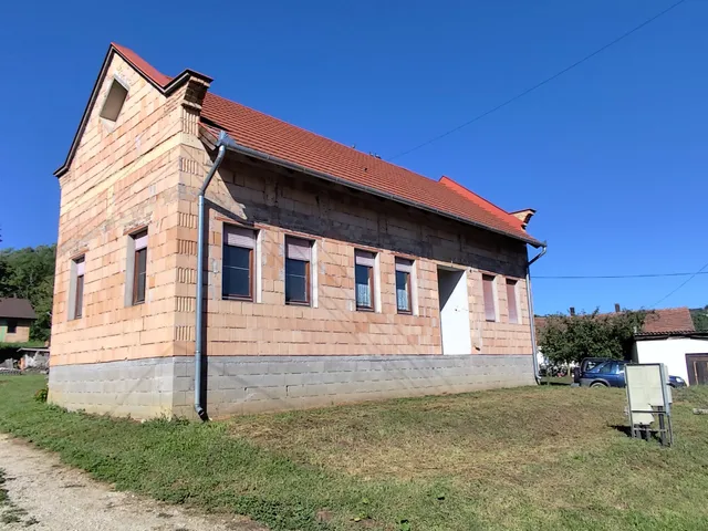 Eladó ház Zalaszentgrót 212 nm