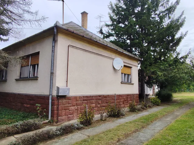 Eladó ház Zalaszentgrót 95 nm