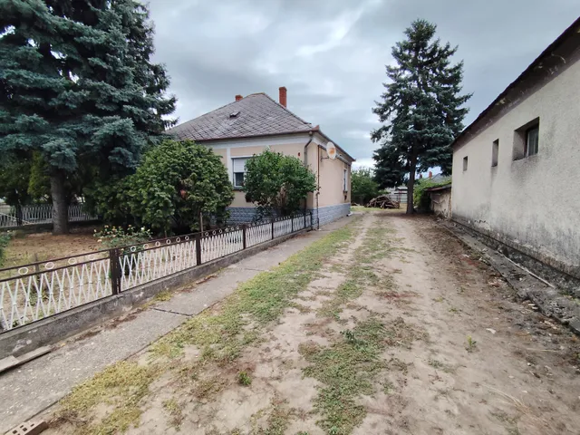 Eladó ház Zalaszentgrót 102 nm