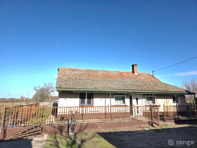 Eladó mezőgazdasági ingatlan Petőfiszállás 70 nm