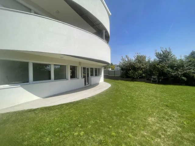 Eladó lakás Budapest XI. kerület, Hosszúrét 145 nm