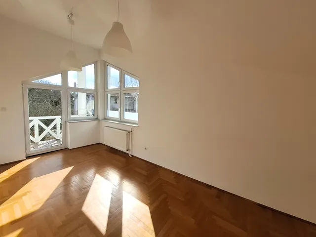 Eladó ház Budapest II. kerület, Széphalom 250 nm