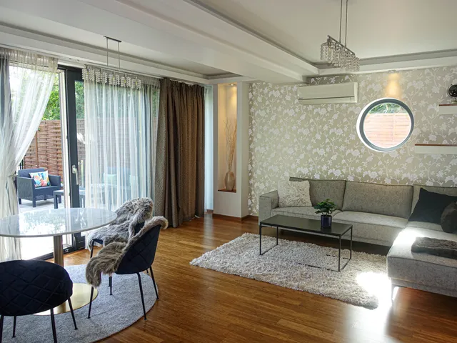 Kiadó lakás Budapest XII. kerület, Orbánhegy 92 nm