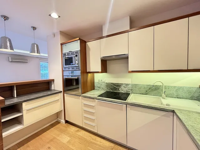 Kiadó lakás Budapest II. kerület, Pálvölgy 111 nm