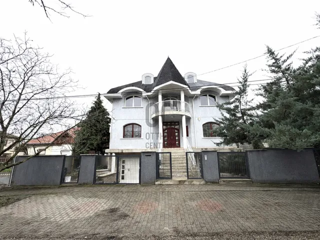 Eladó ház Budapest XVIII. kerület, Bókaytelep 290 nm