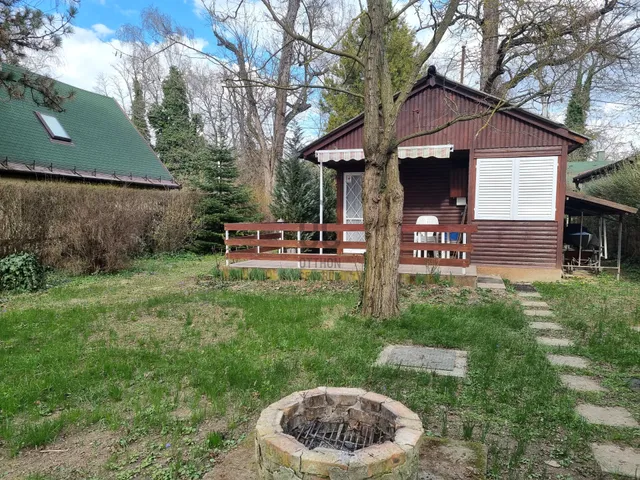 Eladó üdülő és hétvégi ház Dunavarsány 25 nm