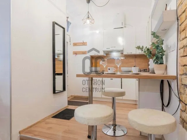 Eladó lakás Budapest VI. kerület 19 nm