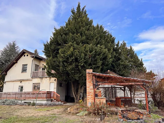 Eladó ház Debrecen, Nagyerdőalja 250 nm