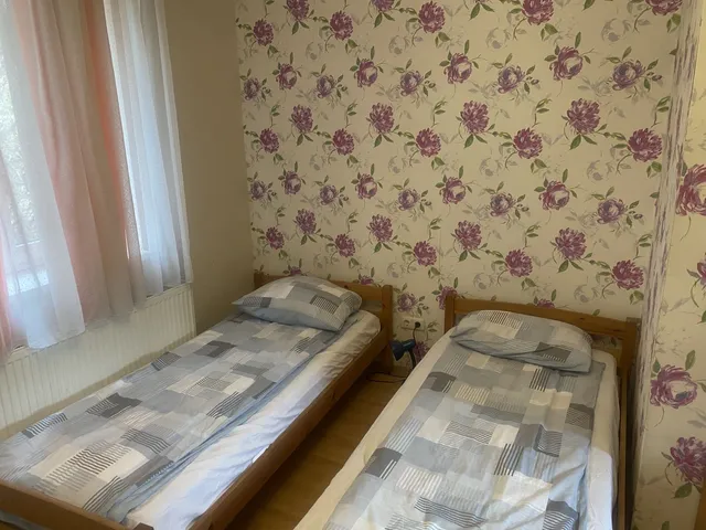 Kiadó ház Hajdúszoboszló 220 nm