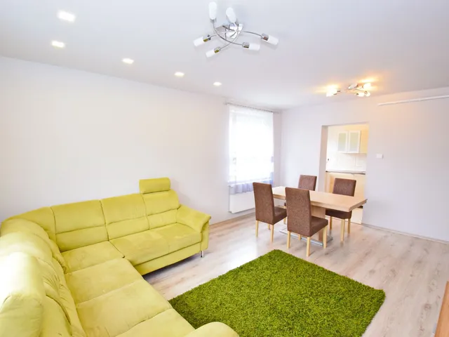 Eladó lakás Debrecen, Postakert 93 nm