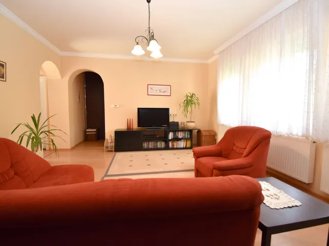 Eladó ház Debrecen 163 nm