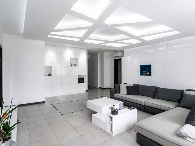 Kiadó lakás Debrecen, Nagyerdő 126 nm