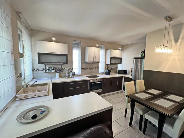 Kiadó lakás Debrecen, Nagyerdőalja 67 nm