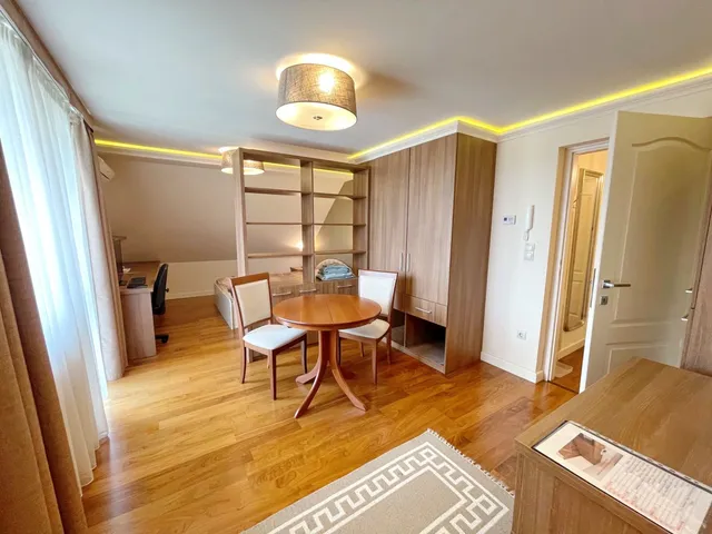 Kiadó lakás Debrecen, Nagyerdő 25 nm