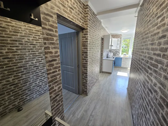 Kiadó lakás Debrecen, Nagyerdőalja 56 nm