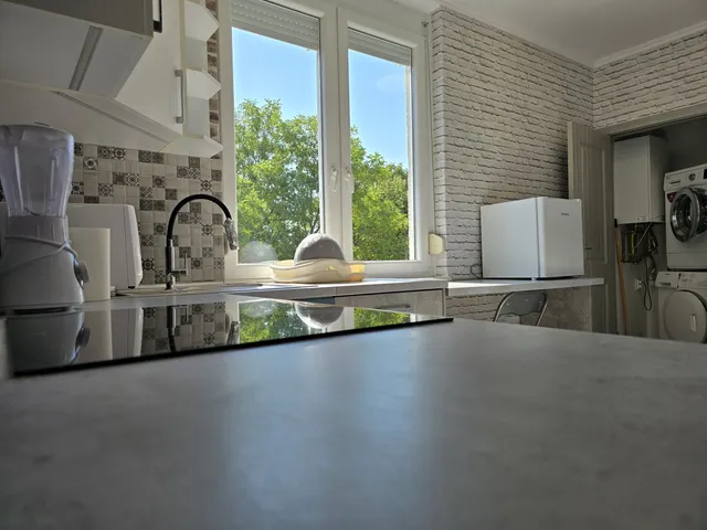 Kiadó lakás Debrecen, Nagyerdőalja 56 nm