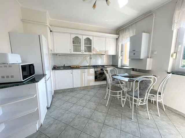 Kiadó lakás Debrecen, Nagyerdő 70 nm