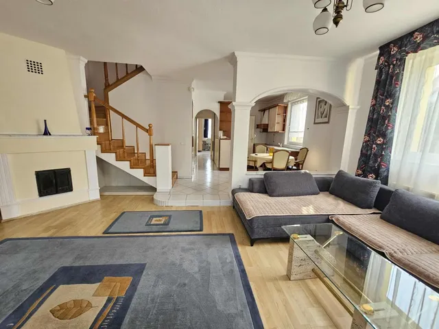 Kiadó ház Debrecen 147 nm