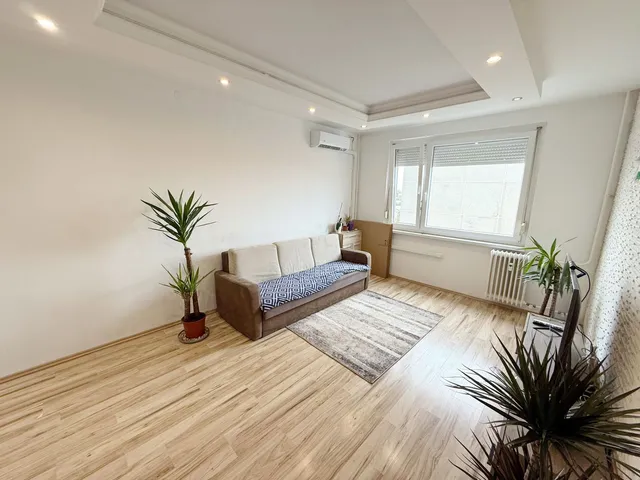 Eladó lakás Debrecen, Belváros 69 nm