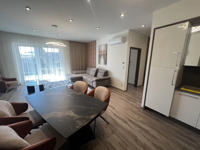 Kiadó lakás Debrecen, Nagyerdő 88 nm