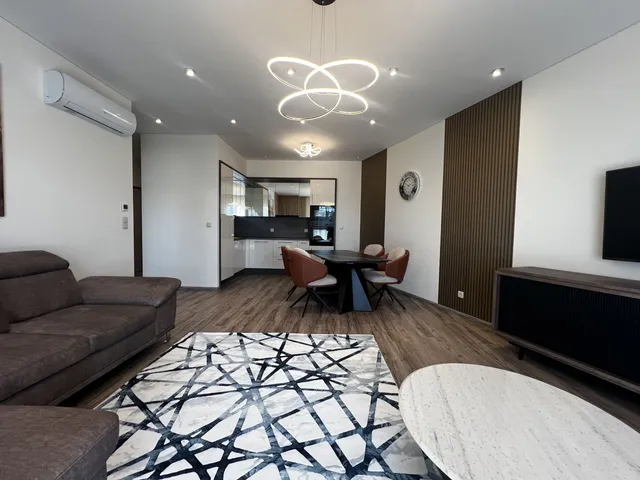 Kiadó lakás Debrecen, Nagyerdő 88 nm