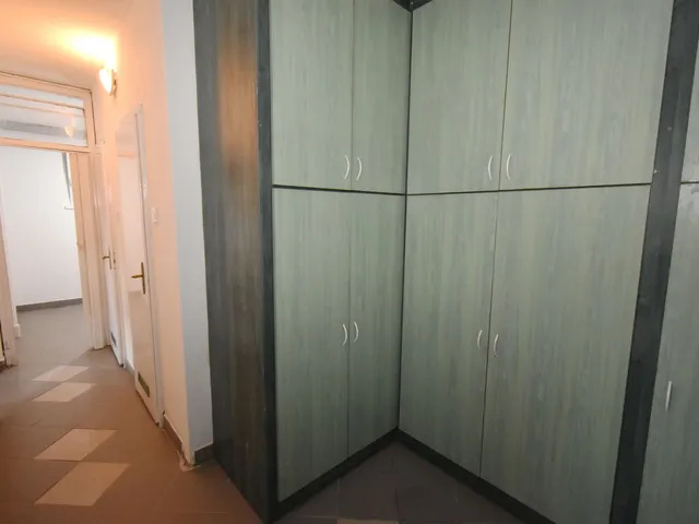 Eladó lakás Debrecen, Vénkert 71 nm