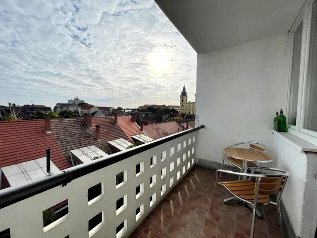 Kiadó lakás Debrecen, Belváros 58 nm