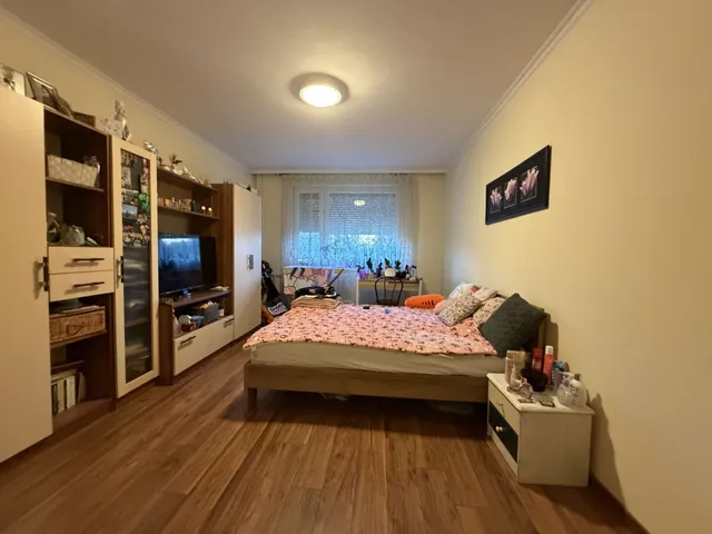 Kiadó lakás Debrecen, Vénkert 54 nm