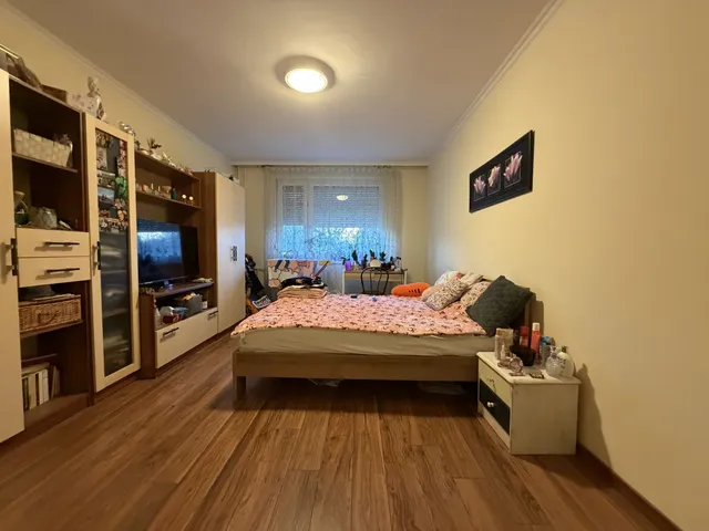 Kiadó lakás Debrecen, Vénkert 54 nm