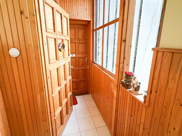 Eladó lakás Debrecen, Széchenyikert 67 nm