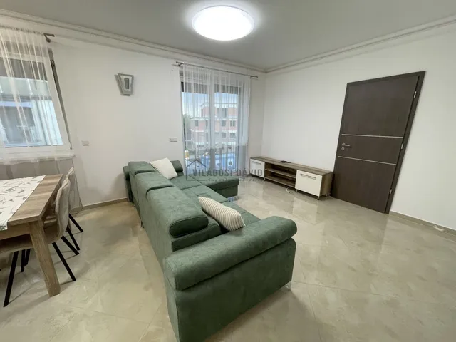 Kiadó lakás Debrecen, Homokkert 77 nm