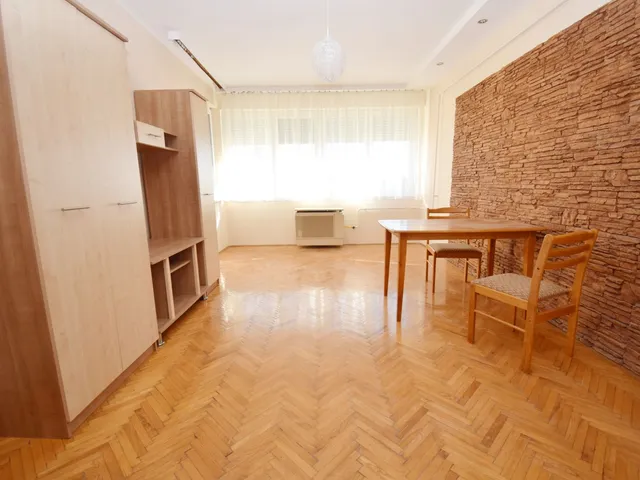 Kiadó lakás Debrecen, Belváros 73 nm