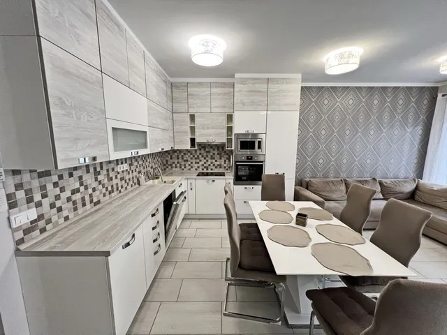 Kiadó ház Debrecen, Nyulas 122 nm