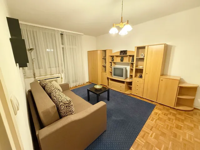 Kiadó lakás Debrecen, Nagyerdőalja 43 nm