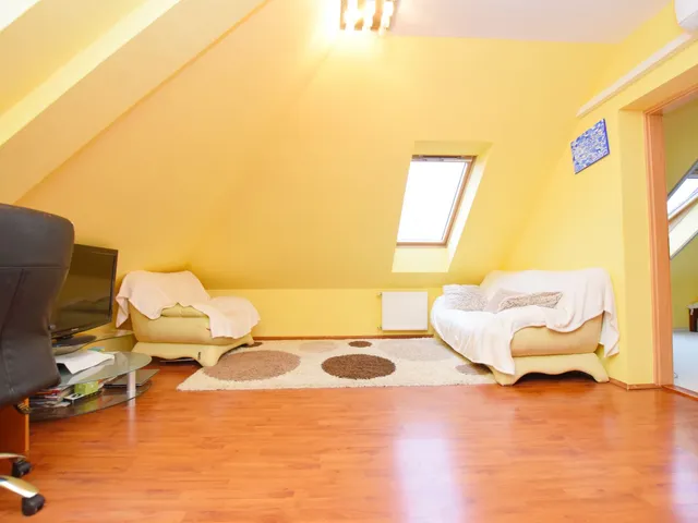 Eladó lakás Debrecen, Akadémiakert 73 nm