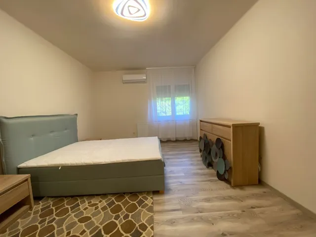 Kiadó lakás Debrecen, Sestakert 74 nm