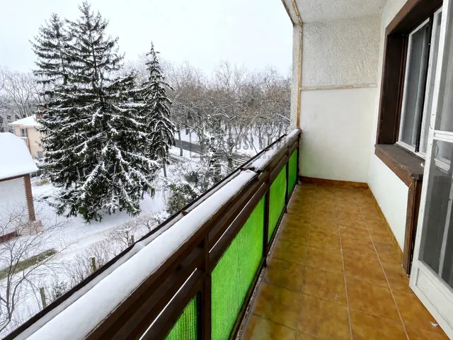 Kiadó lakás Debrecen, Nagyerdő 76 nm