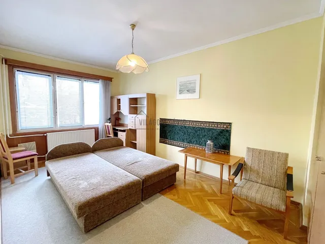 Kiadó lakás Debrecen, Nagyerdő 76 nm