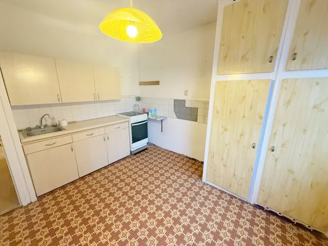 Eladó lakás Debrecen, Dobozi lakótelep 73 nm