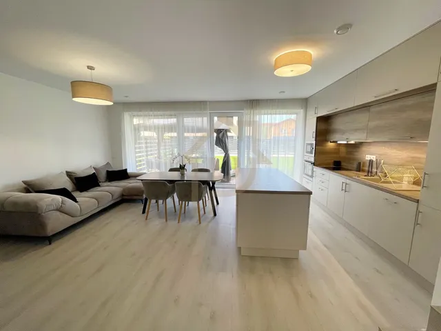 Kiadó ház Debrecen, Nyulas 150 nm