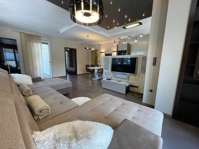 Kiadó lakás Debrecen, Nagyerdőalja 85 nm