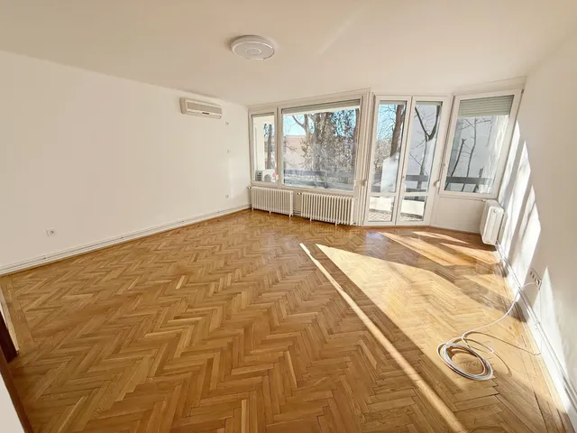 Kiadó lakás Debrecen, Nagyerdő 75 nm